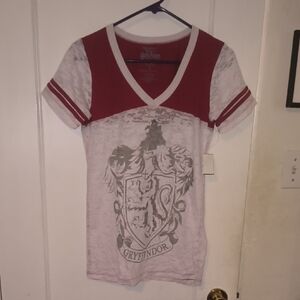 NWT Universal Studios | Gryffindor V-Neck Tee - Red and White
